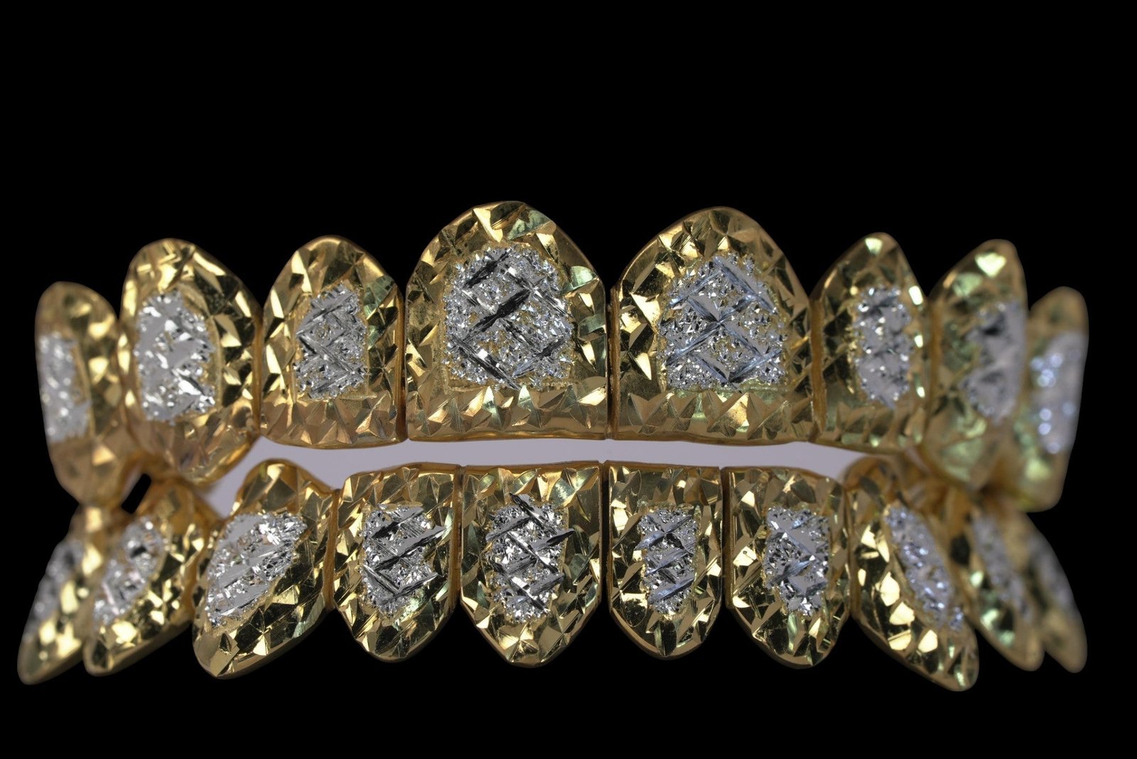 Two Tone Diamond Cut And Diamond Dust